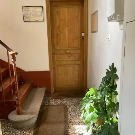 Apartment Avec Beau Jardin