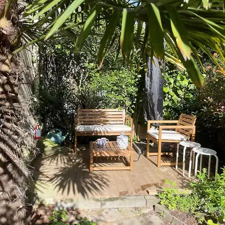 Apartment Avec Beau Jardin Paris