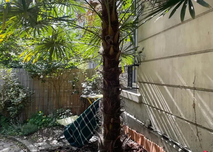 Avec Beau Jardin Apartment *
